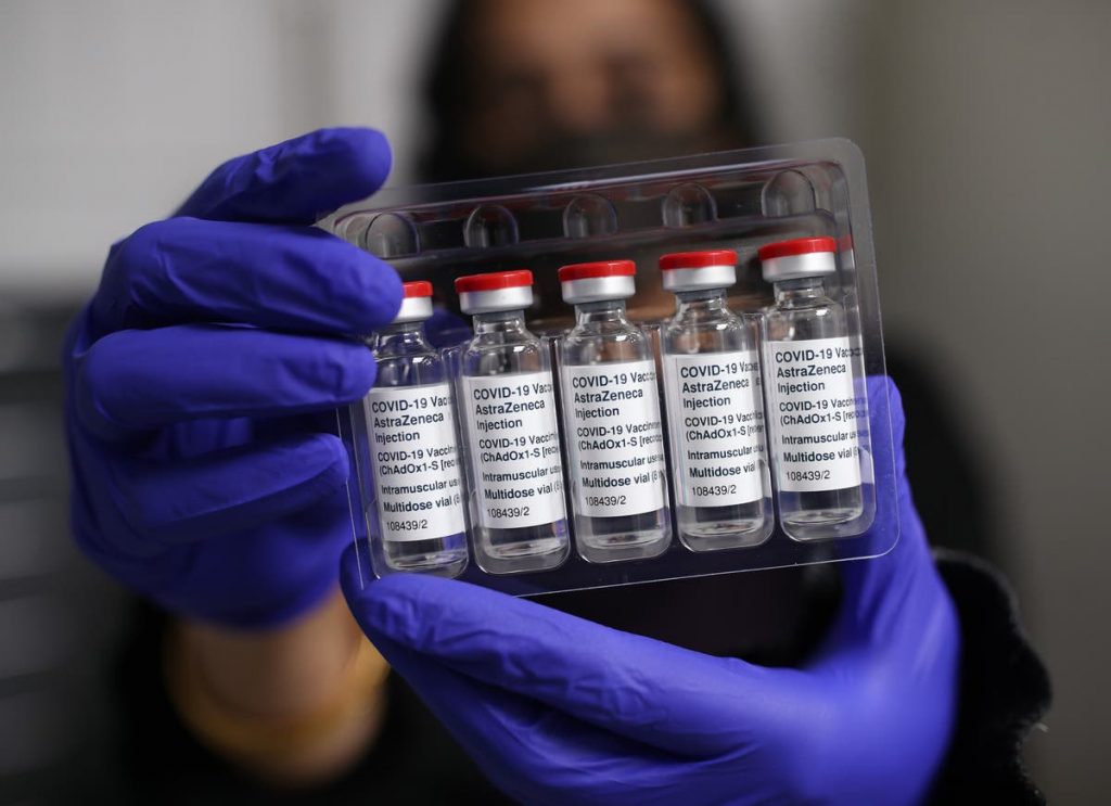 Dwie dawki szczepionki AstraZeneca „Skuteczność 90%” – badanie oparte na faktach