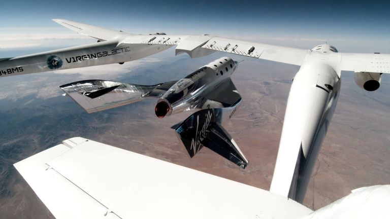 Silnik rakietowy VSS Unity wysłał statek i dwóch pilotów w kosmos